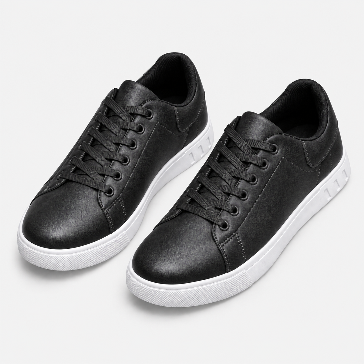 Men’s Classic Leather Driving Sneakers