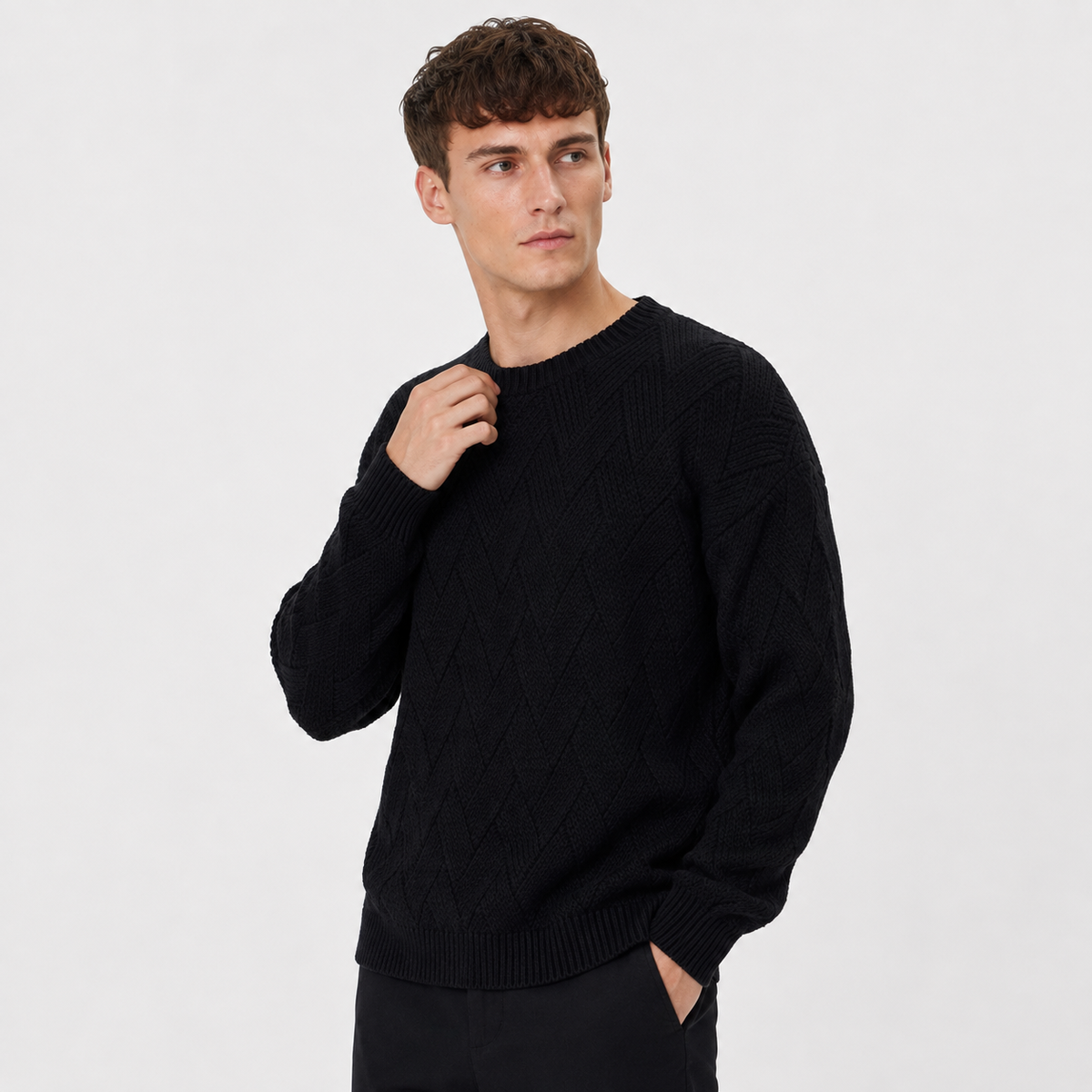 Men's Crew Neck Sweater - Geometric Long Sleeve Pullover